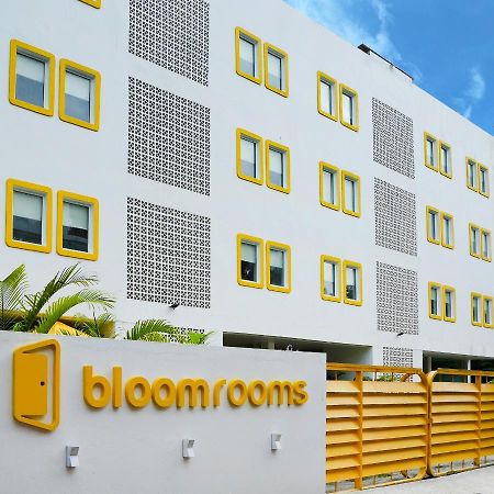 Bloomrooms Calangute Luaran gambar